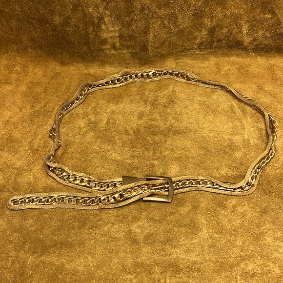 Vintage 80s Brass Chain Belt - Picture 8 of 8